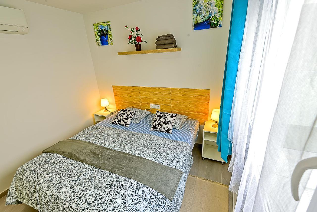 Oceanfront Duplex With A Rooftop Pool And Terrace El Puerto de Santa María Exterior foto